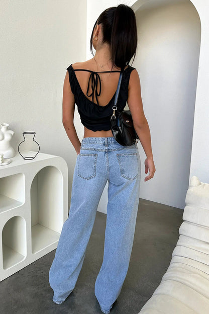 Women's Low Rise Light Wash Straight Leg Jeans