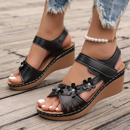 Women's Wedge Sandals With Floral Detail